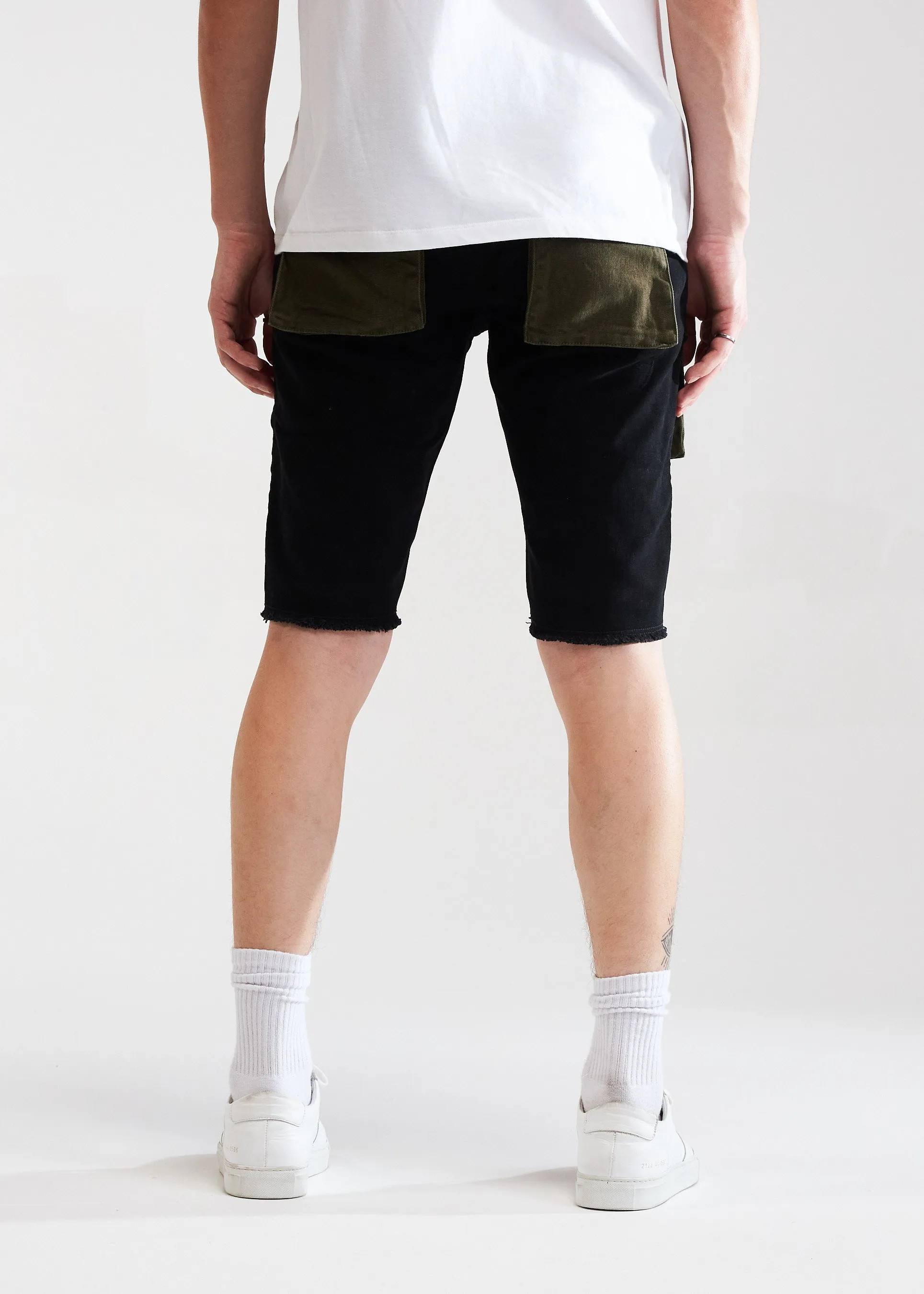 Axel Cargo Short (Black/Olive)