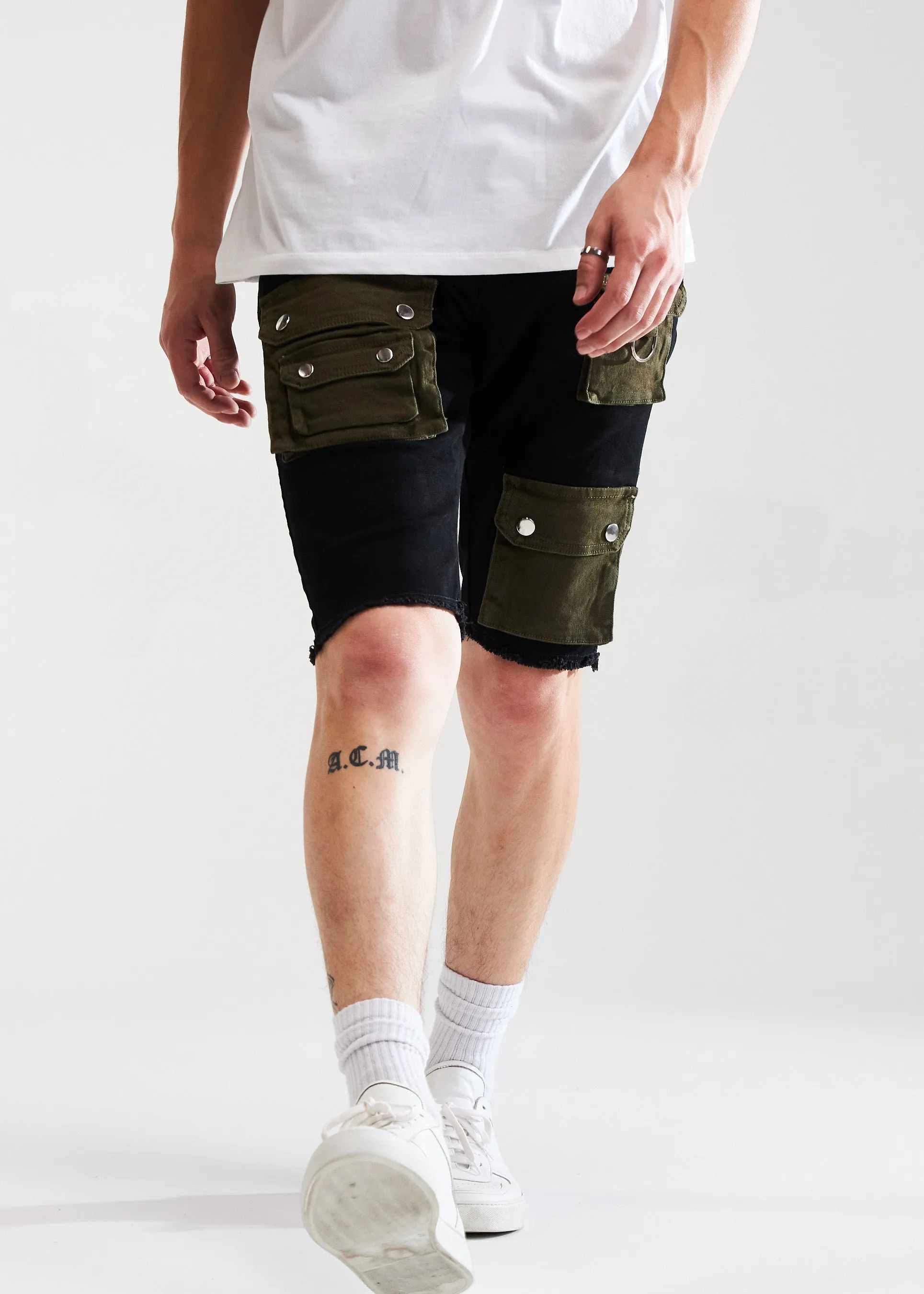 Axel Cargo Short (Black/Olive)