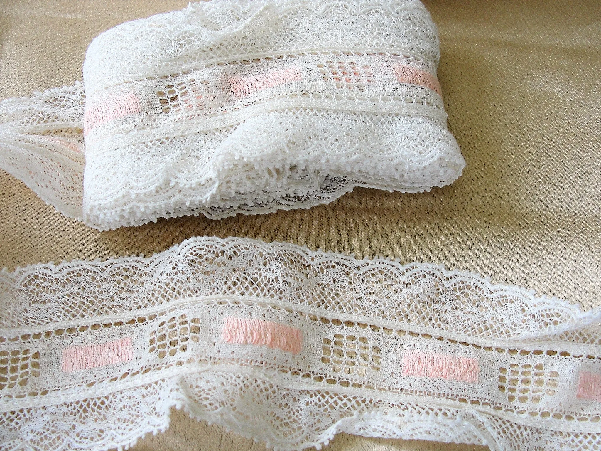 BEAUTIFUL Antique French Lace,Intricate Pink White Pattern,Cotton Trim,Dolls,Christening Gowns,Bridal, Edwardian Lingerie,Collectible Lace