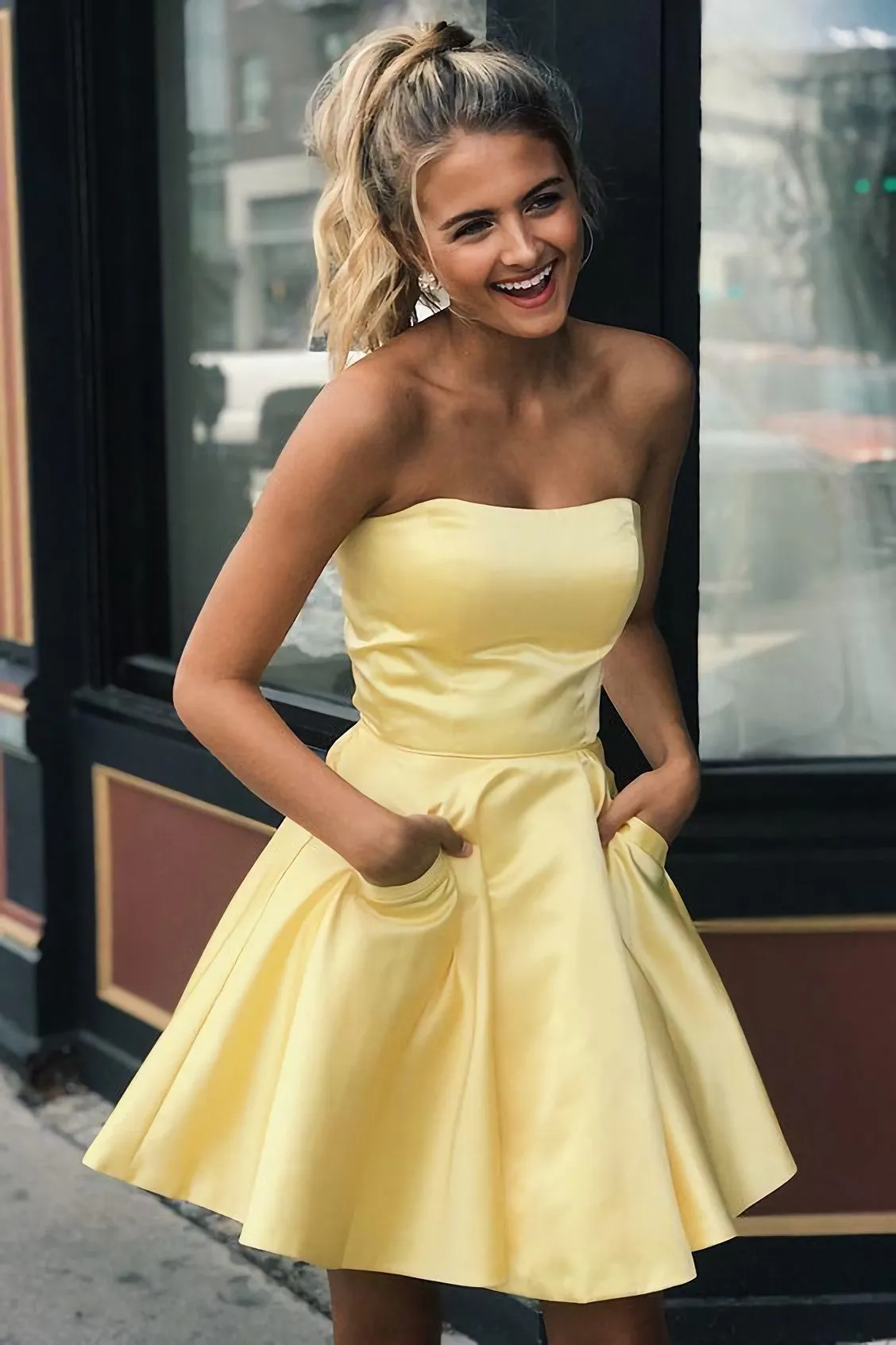 Elegant Strapless Sleeveless Short Solid Satin A-Line Cocktail Dresses