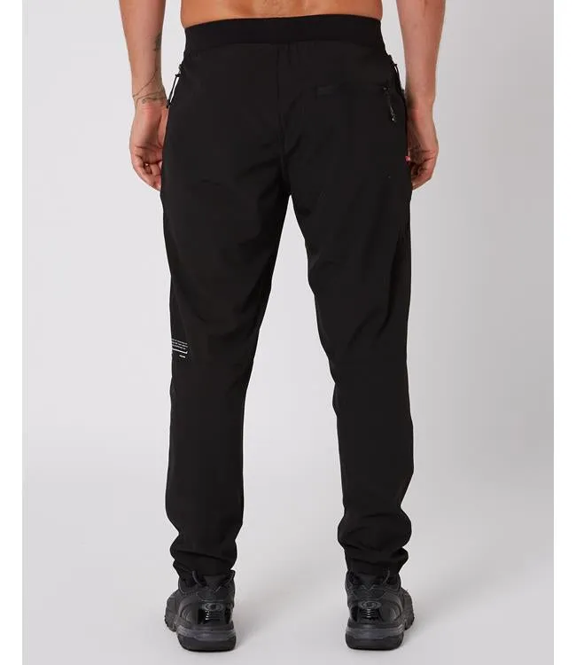 Follow Tech Pant (2025) - Black